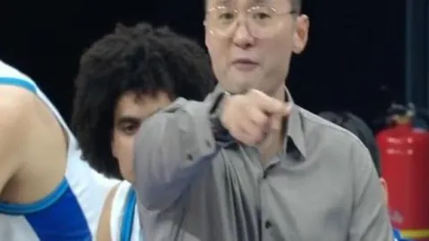 “昨夜战神主场耀，勇士制胜爵士客疲不振！”