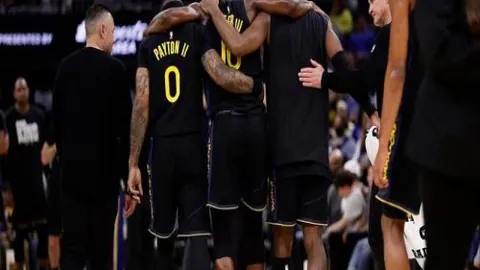 “梅州客家力挽狂澜，中超第99分钟险平对手，终止连败”